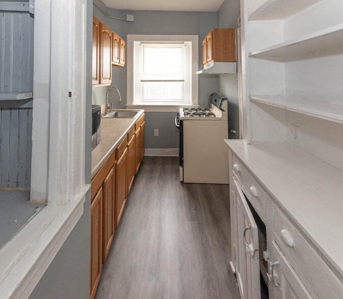 3210-3212 Walbrook Ave, Baltimore, MD à vendre - Photo du bâtiment - Image 3 de 91