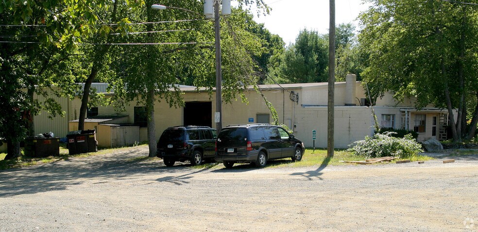10 Denlar Dr, Chester, CT à louer - Photo du bâtiment - Image 3 de 45