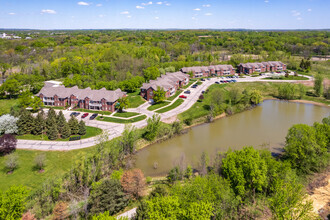 N16W22330 Watertown Rd, Waukesha, WI - AÉRIEN  Vue de la carte