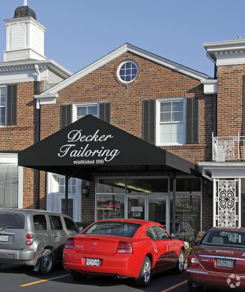 620-A N McKnight Rd, University City, MO à louer - Photo principale - Image 1 de 2