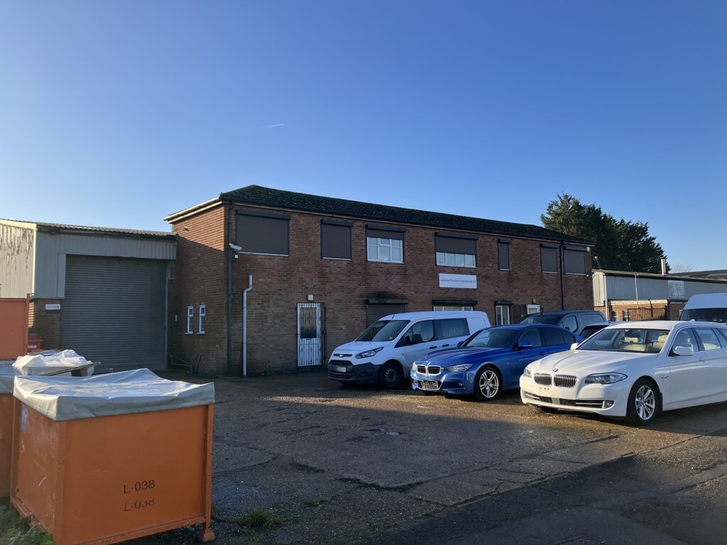 10-12 Commercial Rd, March à louer Photo principale- Image 1 de 4