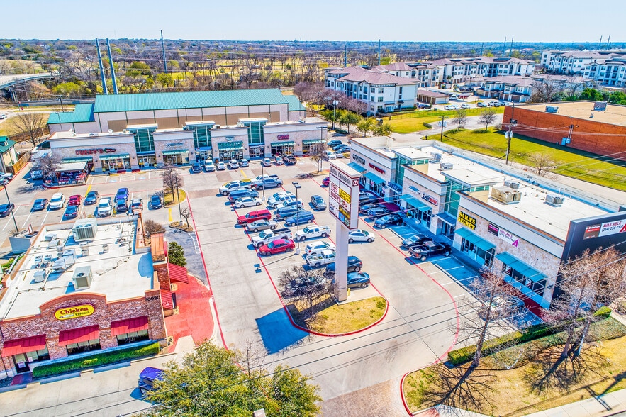 10910 N Central Expy, Dallas, TX for lease - Building Photo - Image 2 of 4