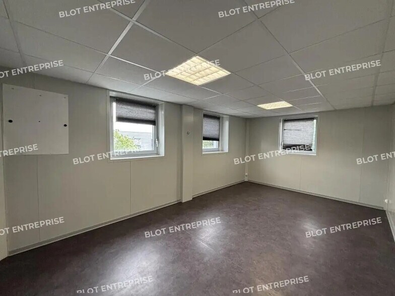 21 Rue Jan Palach, Saint-Herblain à louer - Photo du bâtiment - Image 3 de 6