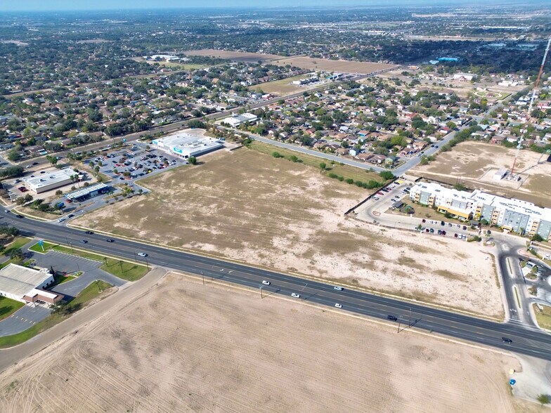 2100 Dove Ave, McAllen, TX à vendre - Photo du bâtiment - Image 3 de 9