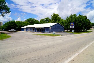 Plus de détails pour 106 W 3rd St, Chandler, OK - Commerce de détail à vendre
