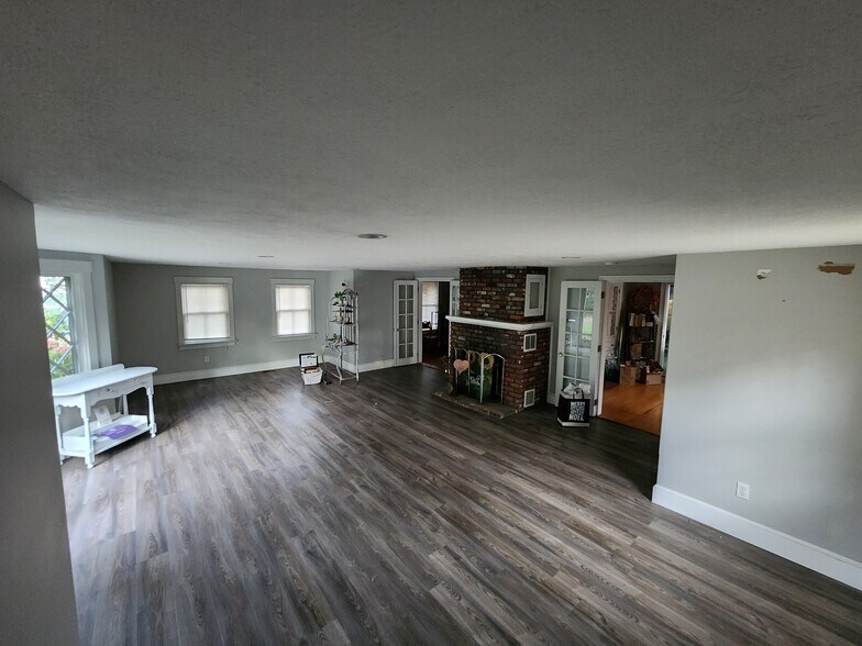 600 Washington St, Pembroke, MA à louer - Photo du bâtiment - Image 3 de 6