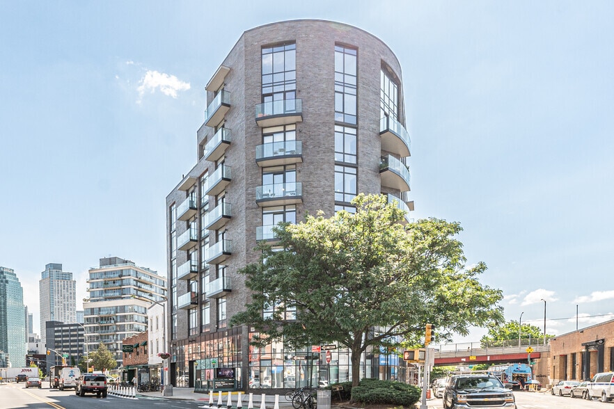 1064 Jackson Ave, Long Island City, NY à vendre - Photo principale - Image 1 de 14