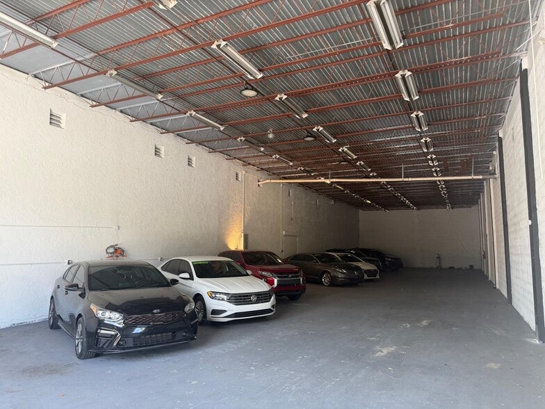 830 N State Road 7, Plantation, FL for lease - Primary Photo - Image 1 of 7