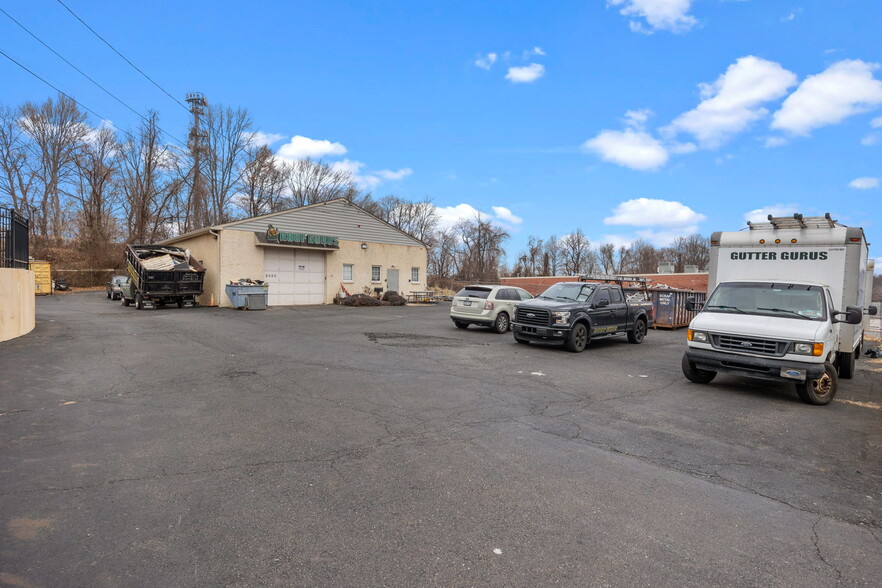 2550 W Maple Ave, Langhorne, PA for sale - Building Photo - Image 1 of 27