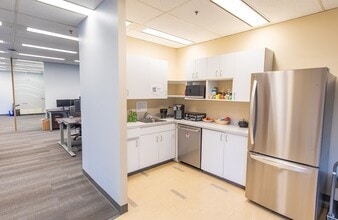 700 W Pender St, Vancouver, BC for lease Interior Photo- Image 2 of 3