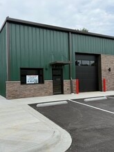 1814 E Centerton Blvd, Bentonville, AR for lease Building Photo- Image 2 of 2