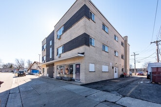2052 Western Ave, Waukegan, IL for lease Building Photo- Image 1 of 15
