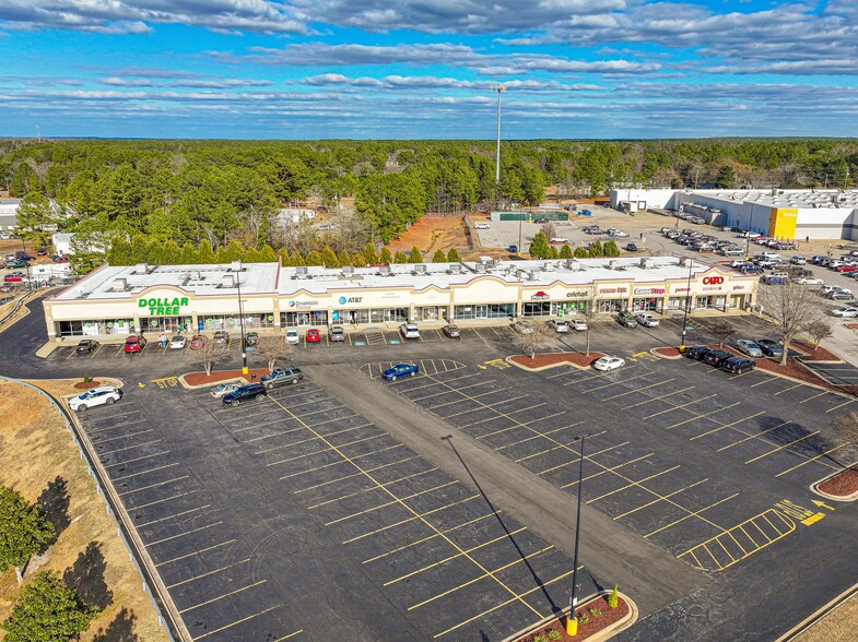 630 Lillington Hwy, Spring Lake, NC for lease - Building Photo - Image 3 of 14