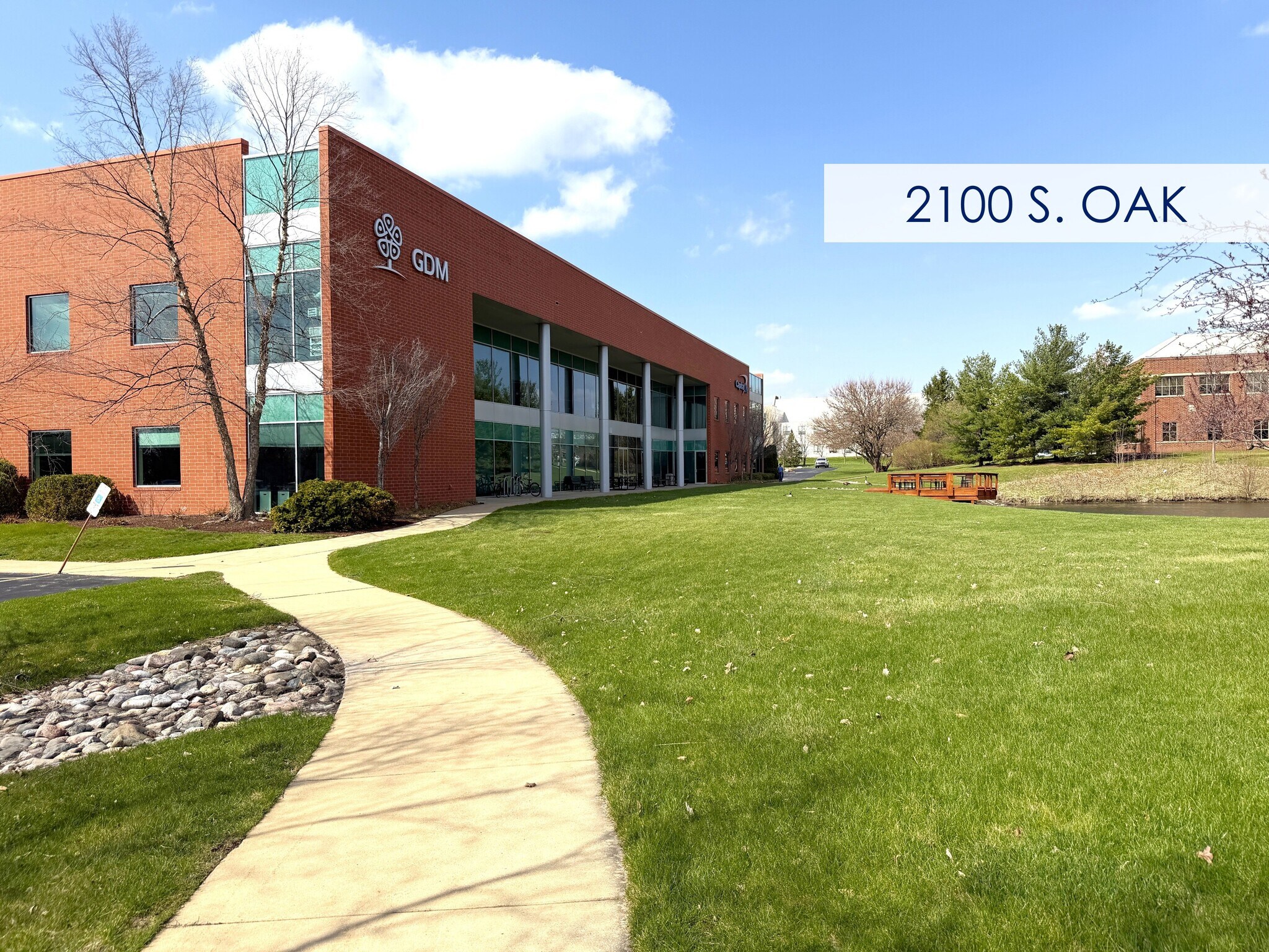 2100 S Oak St, Champaign, IL for lease Primary Photo- Image 1 of 2