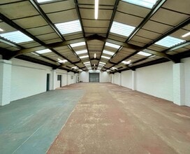 Commerce Way, Leighton Buzzard for lease Interior Photo- Image 2 of 4