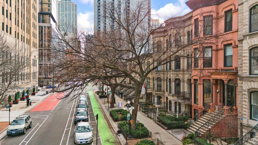 812 N Dearborn St, Chicago, IL à vendre - Photo du bâtiment - Image 3 de 27