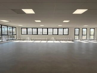 More details for 365 Chemin Du Camp De Sarlier, Aubagne - Office for Lease