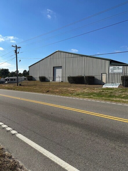 11 Demedicis Blvd, Warrenville, SC à louer - Photo du bâtiment - Image 3 de 12