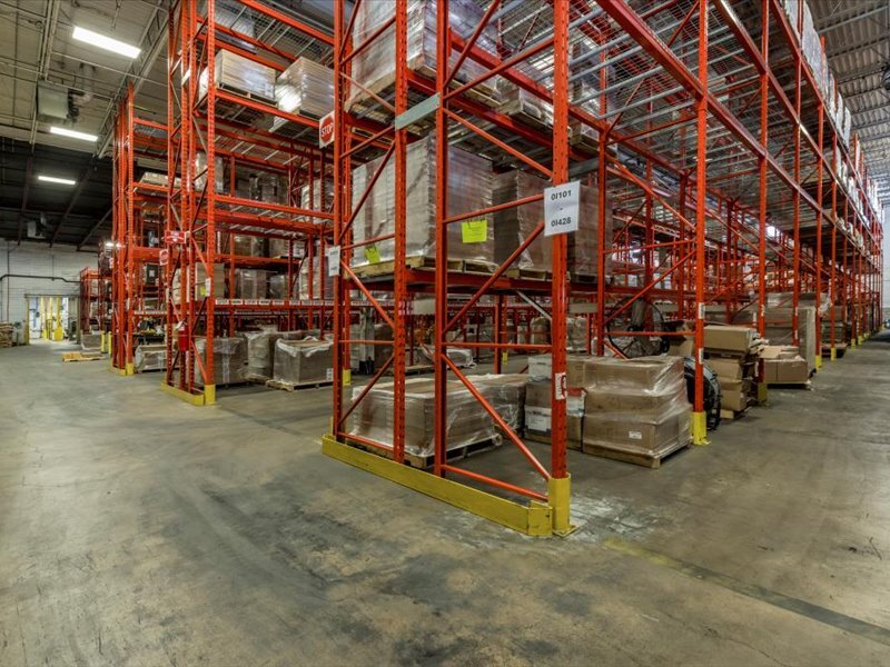 25 Lorena St, Barrie, ON for lease Interior Photo- Image 1 of 6