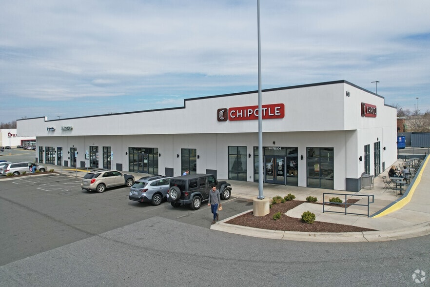 521-669 Huffman Mill Rd, Burlington, NC à louer - Photo du bâtiment - Image 2 de 10