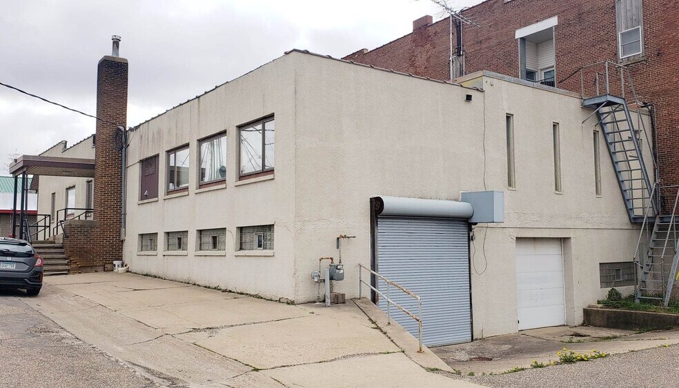 224 S Main St, Zumbrota, MN for lease - Building Photo - Image 3 of 20