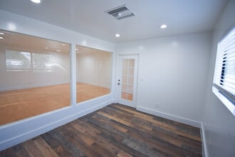 19709 Ventura Blvd, Woodland Hills, CA for sale Interior Photo- Image 2 of 4