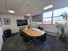 Chester Rd, Manchester à louer Photo intérieure- Image 2 de 4