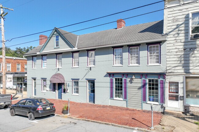 Plus de détails pour 213-217 Point St, Saltsburg, PA - Commerce de détail à vendre