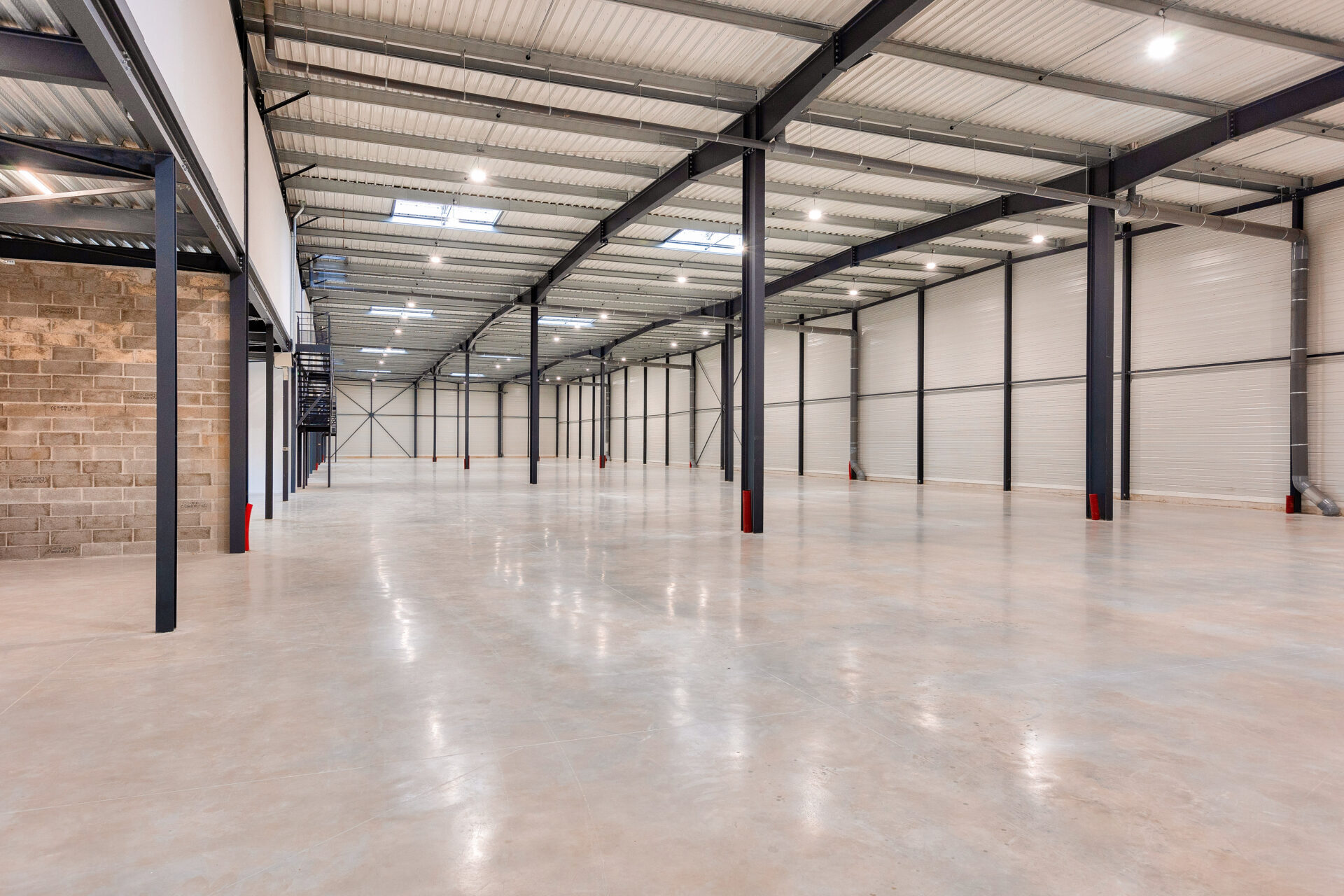 Flex in Wissous for lease Interior Photo- Image 1 of 3