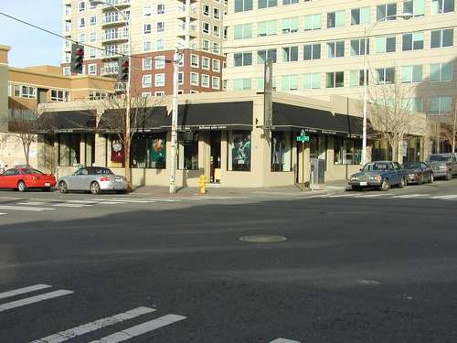 2500 1st Ave, Seattle, WA à louer - Photo du bâtiment - Image 2 de 3