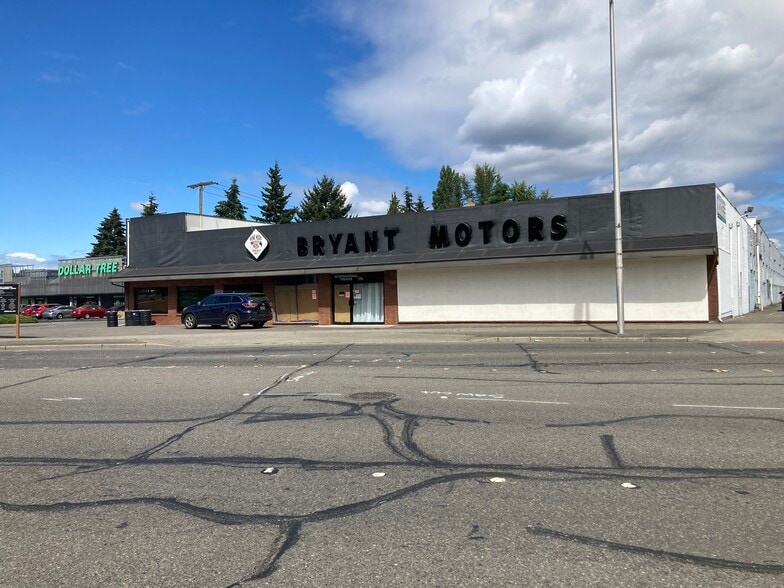 1300 Bronson Way N, Renton, WA à vendre - Photo du bâtiment - Image 2 de 8