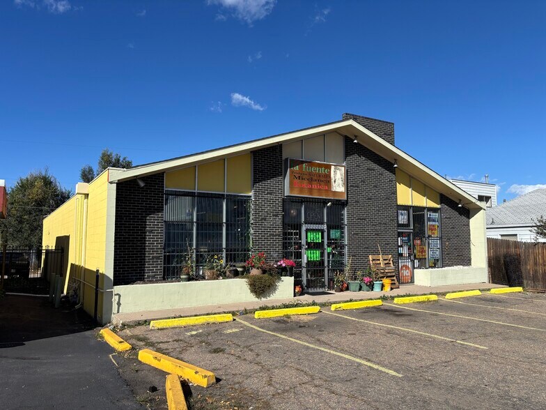 1417 Havana St, Aurora, CO à vendre - Photo du bâtiment - Image 2 de 10