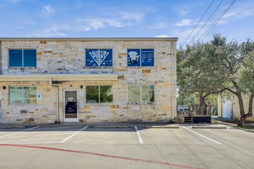 2000 Windy Ter, Austin, TX for sale - Building Photo - Image 2 of 34