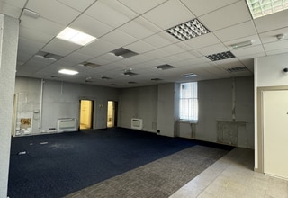 2 Whitehall, Maybole for lease Interior Photo- Image 2 of 6