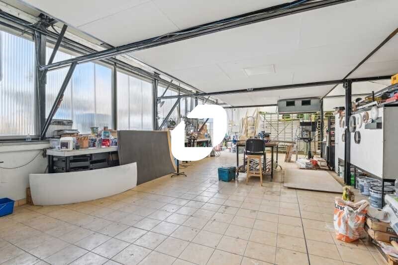 Local d'activités dans Colombes à vendre - Photo du bâtiment - Image 3 de 12
