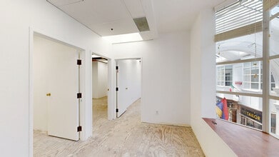 380 S Lake Ave, Pasadena, CA for lease Matterport 3D Scan- Image 1 of 3