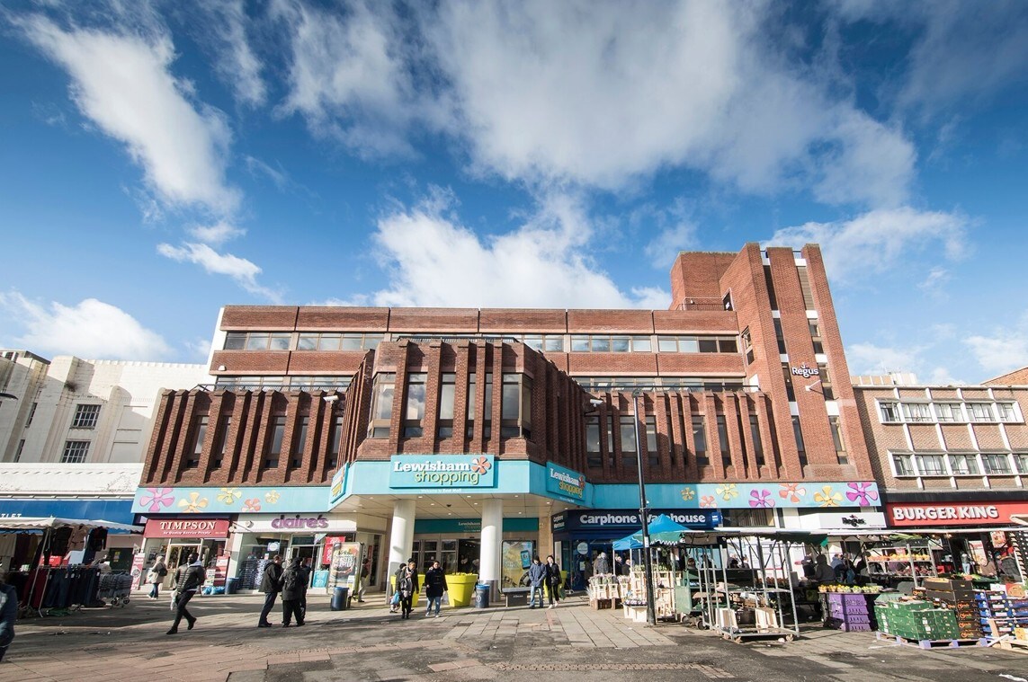132 Lewisham High St, Londres à louer Photo du bâtiment- Image 1 de 25