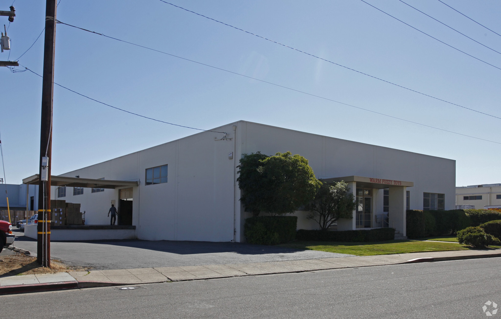 23 Broderick Rd, Burlingame, CA for lease Primary Photo- Image 1 of 3