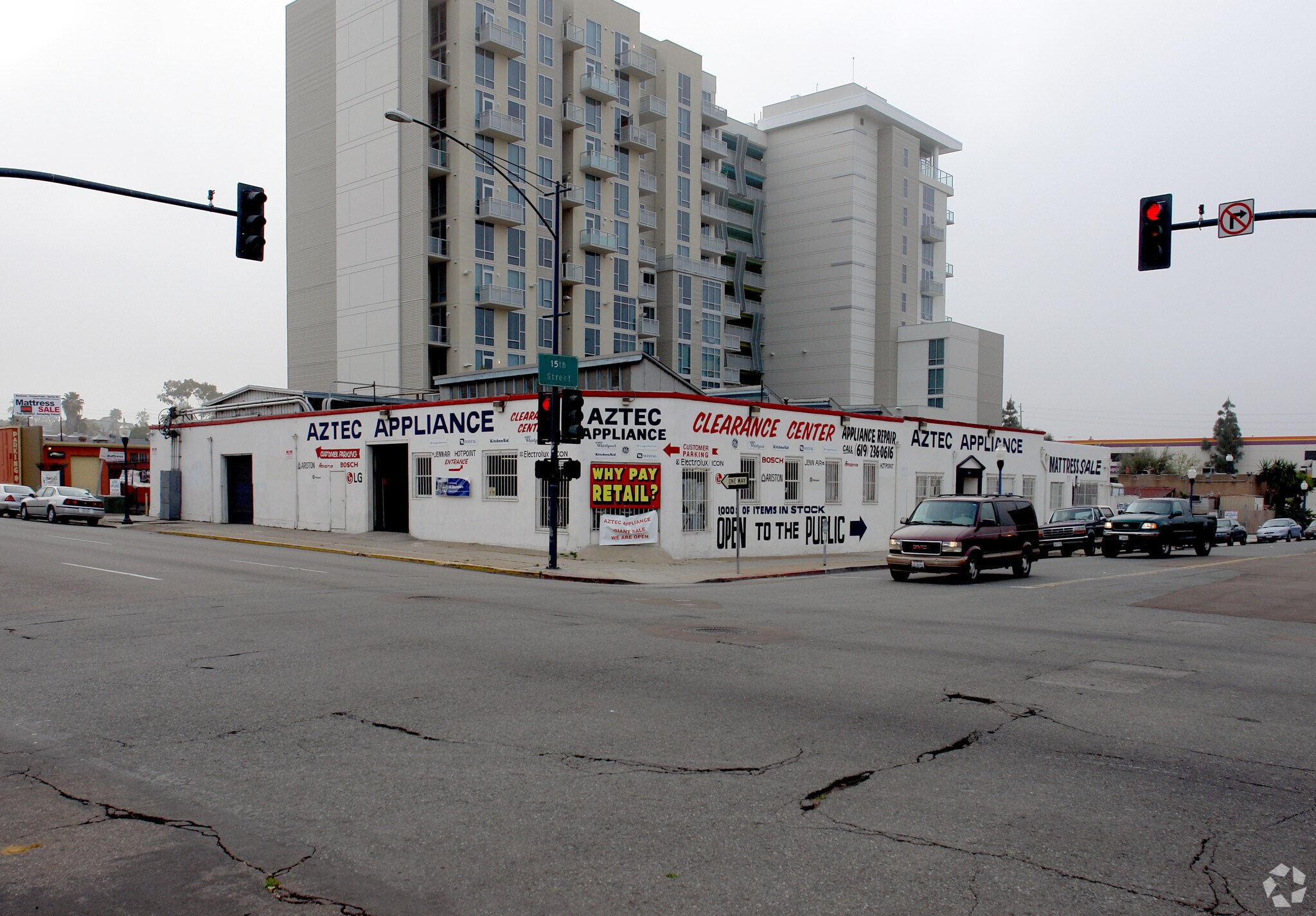 665-671 15th St, San Diego, CA à vendre Photo principale- Image 1 de 7
