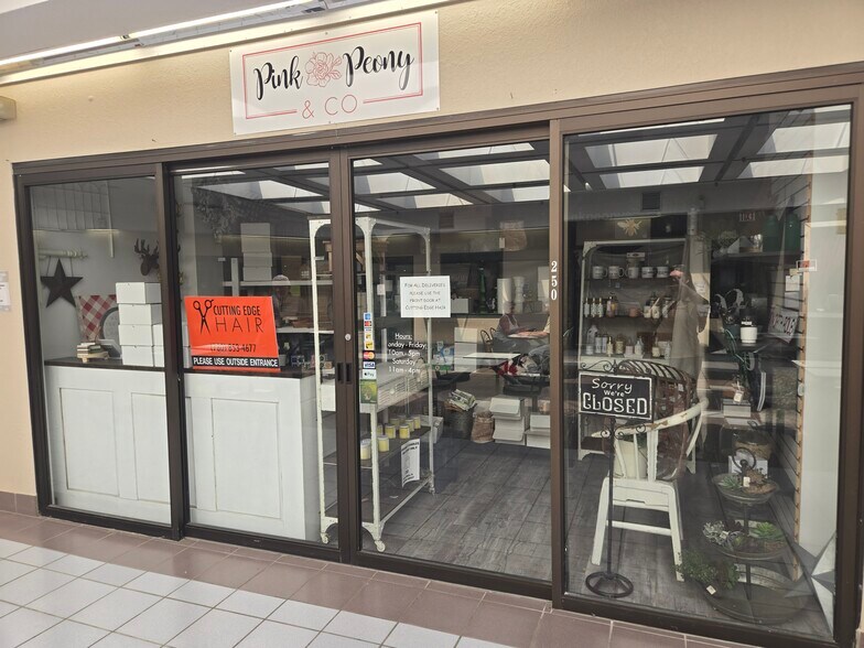 4420 Railway Av, Vermilion, AB à louer - Photo du bâtiment - Image 3 de 8