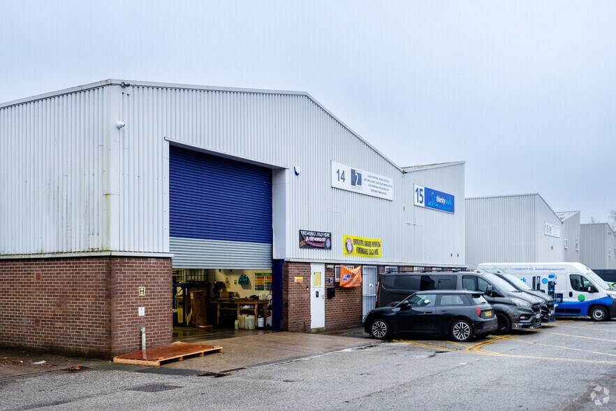 Bloxwich Ln, Walsall for lease - Building Photo - Image 3 of 3