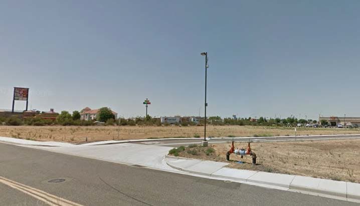 Freeway Commercial Pads portefeuille de 2 propriétés à vendre sur LoopNet.ca - Photo du bâtiment - Image 1 de 2