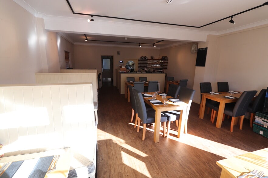 1-2 Crossroads Close, Padstow for lease - Building Photo - Image 2 of 5