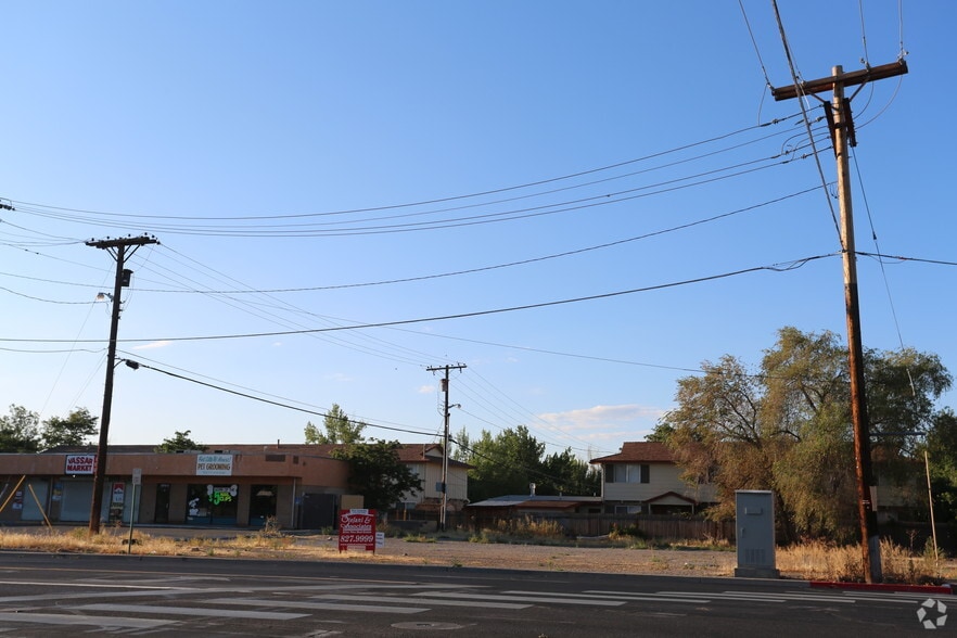 1813 Vassar St, Reno, NV for lease - Primary Photo - Image 1 of 4