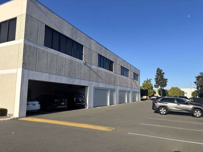 2900 S Harbor Blvd, Santa Ana, CA for sale - Building Photo - Image 2 of 9
