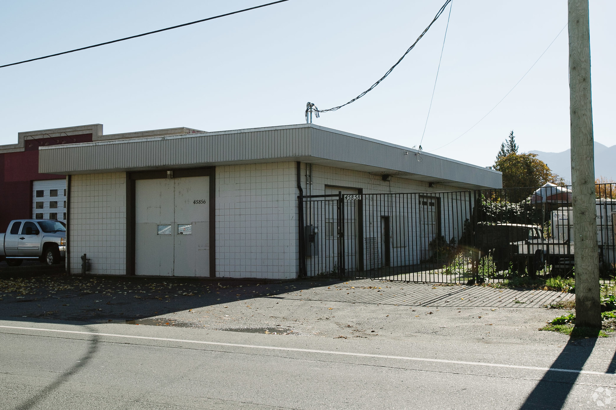 45856-45858 Railway Ave, Chilliwack, BC for sale Primary Photo- Image 1 of 1