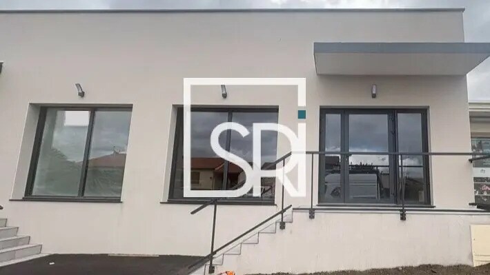 Bureau dans Cournon-d'Auvergne à louer - Photo du bâtiment - Image 2 de 11