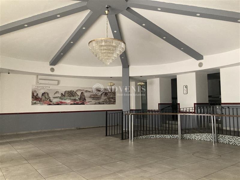 Retail in Nancy for lease Interior Photo- Image 1 of 8