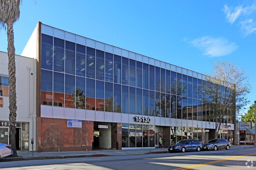 15130-15132 Ventura Blvd, Sherman Oaks, CA for lease - Primary Photo - Image 1 of 12