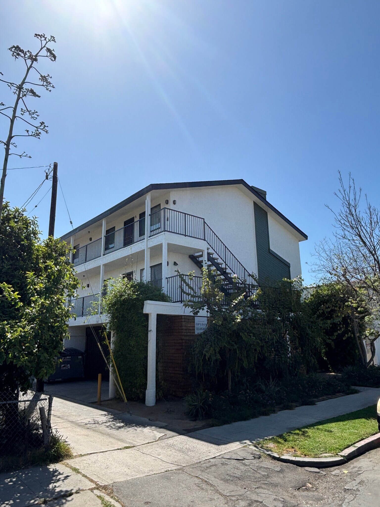 1148 Stanley Ave, Long Beach, CA à vendre Photo principale- Image 1 de 25